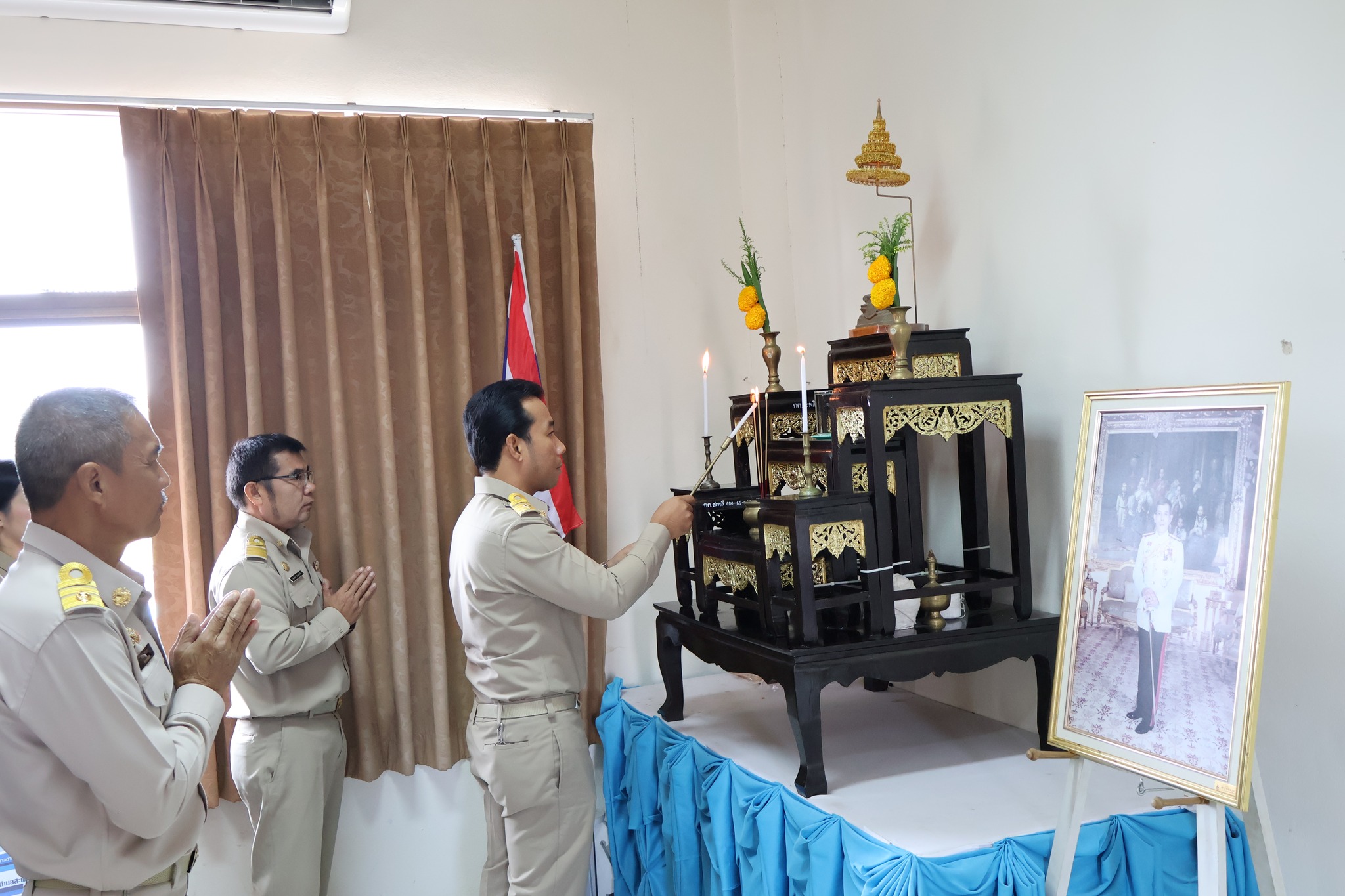 วันพฤหัสบดีที่ 13 พฤศจิกายน 2568 ตั้งแต่เวลา 10.00 น. สภาเทศบาลตำบลสะพลี กำหนดจัดประชุมสภาเทศบาลตำบลสะพลี สมัยประชุมสามัญ สมัยที่ 4 ประจำปี พ.ศ. 2568 โดยมีนายเจษฎา  ทิพย์มงคล เป็นประธานในการประชุม และวันนี้นายศิวะ  พลนิล นายกเทศมนตรีตำบลสะพลี พร้อมคณะผู้บริหารเทศบาลตำบลสะพลี หัวหน้าส่วนงาน ได้เข้าร่วมประชุม โดยวันนี้นายกเทศมนตรีตำบลสะพลี ได้นำเสนอญัตติต่างๆ  ตามระเบียบวาระต่อสภาเทศบาลตำ บลสะพลี เพื่อพิจารณขอความเห็นชอบ ณ ห้องประชุมสภาเทศบาลตำบลสะพลี อำเภอปะทิว จังหวัดชุมพร